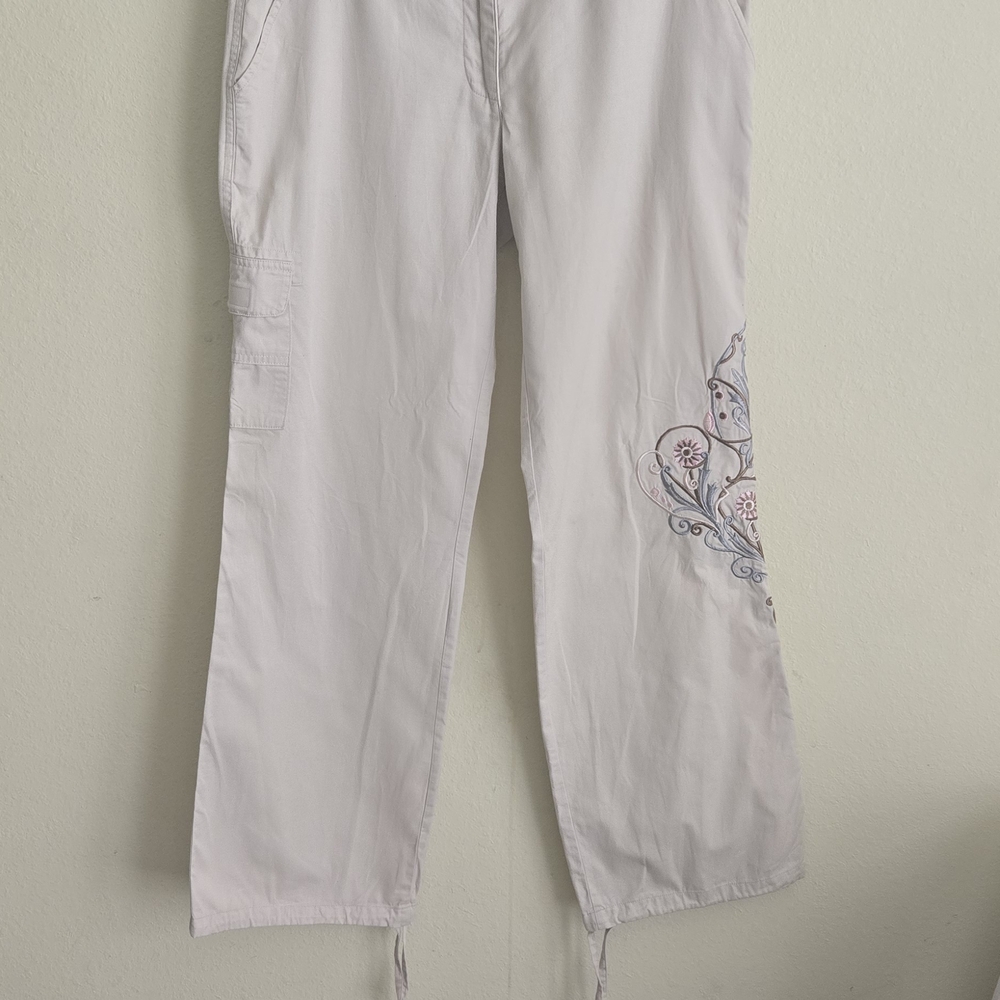 Y2K Daisy Fuentes Embroidered Cargo Pants Size 4 Beige Boho Mid Rise - Picture 9 of 12